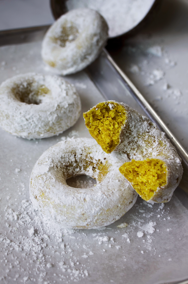 powdered sugar turmeric cake donuts